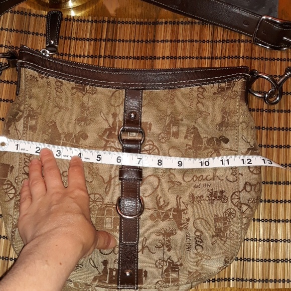 Coach Handbags - Coach Signature purse/handbag